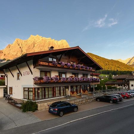 Rustika - Appartements & Spa Ehrwald Dış mekan fotoğraf