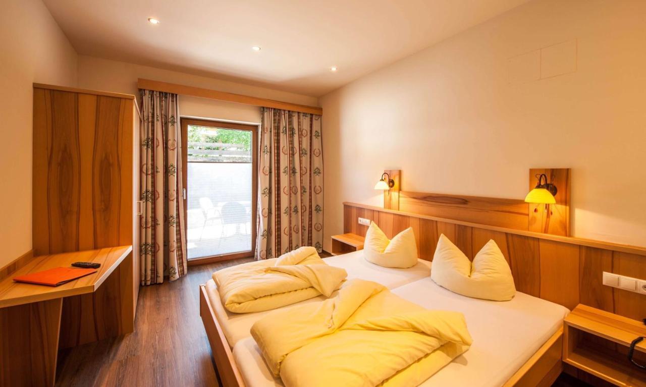 Rustika - Appartements & Spa Ehrwald Dış mekan fotoğraf
