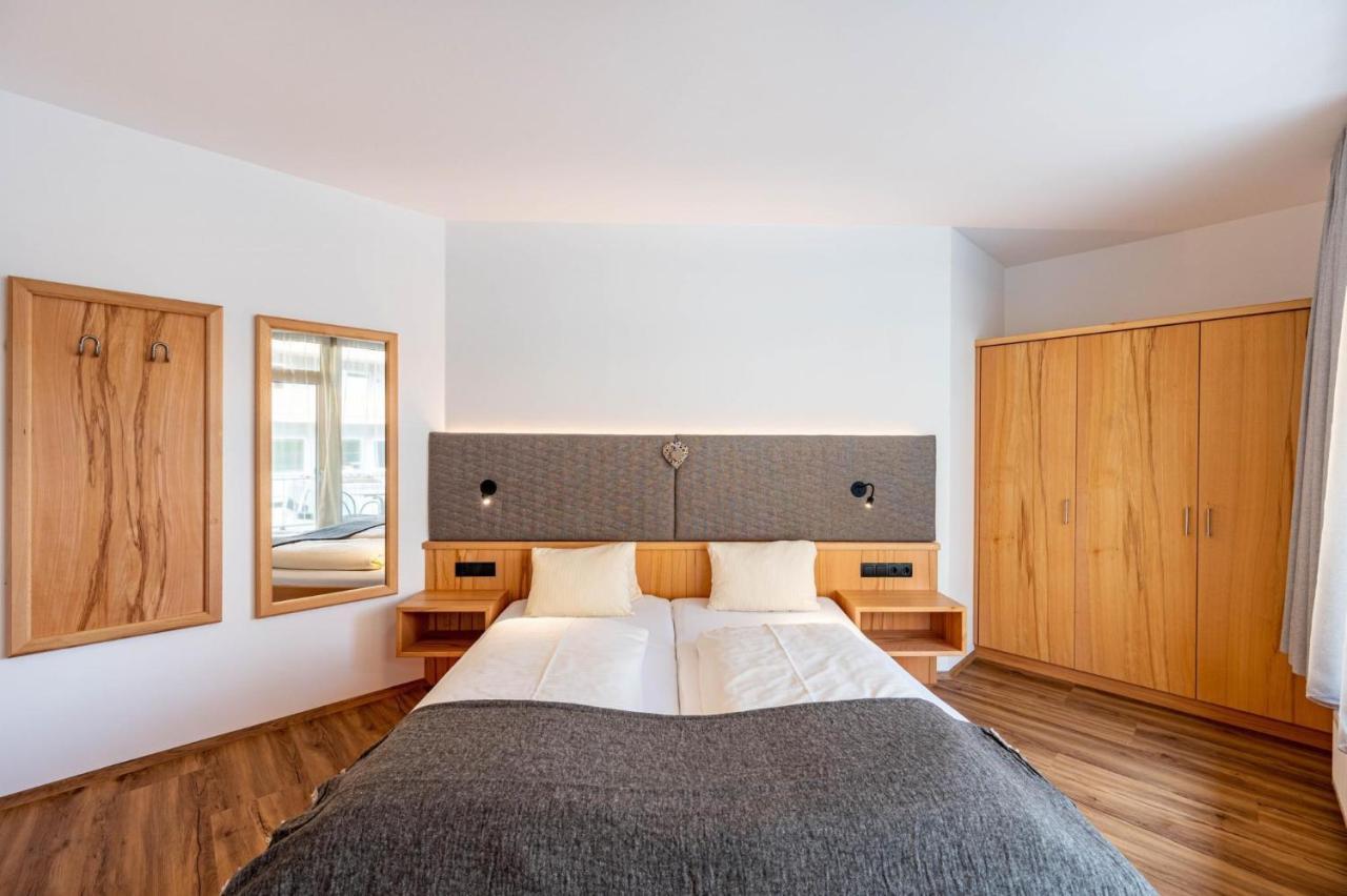 Rustika - Appartements & Spa Ehrwald Dış mekan fotoğraf