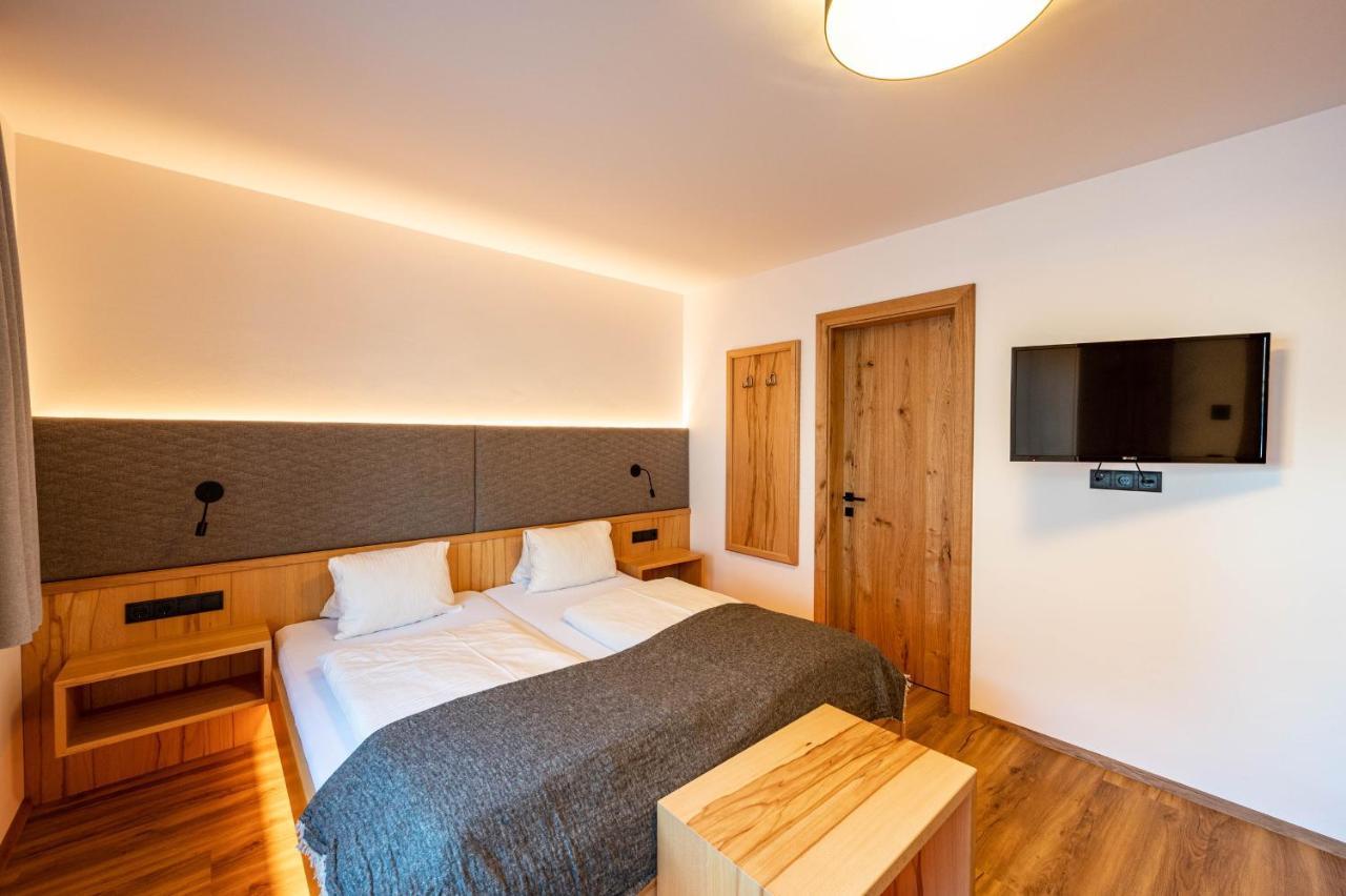 Rustika - Appartements & Spa Ehrwald Dış mekan fotoğraf