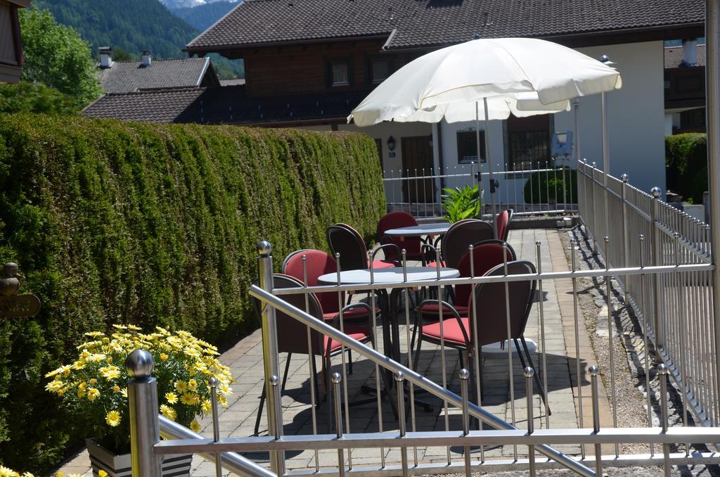 Rustika - Appartements & Spa Ehrwald Dış mekan fotoğraf