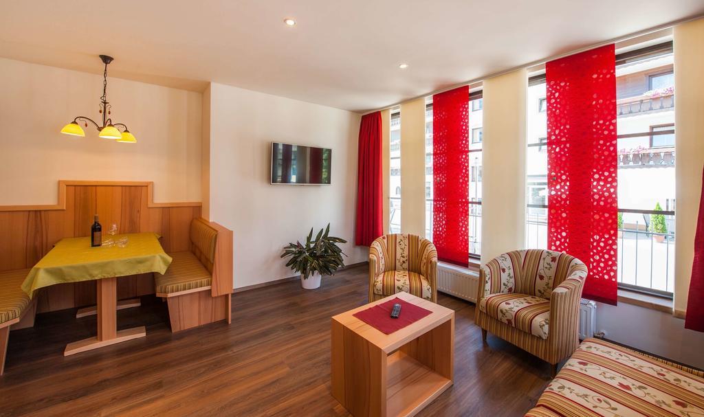 Rustika - Appartements & Spa Ehrwald Dış mekan fotoğraf