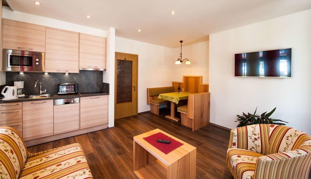 Rustika - Appartements & Spa Ehrwald Dış mekan fotoğraf