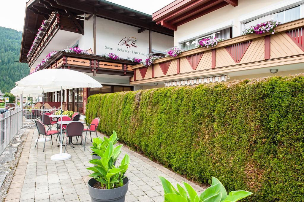 Rustika - Appartements & Spa Ehrwald Dış mekan fotoğraf