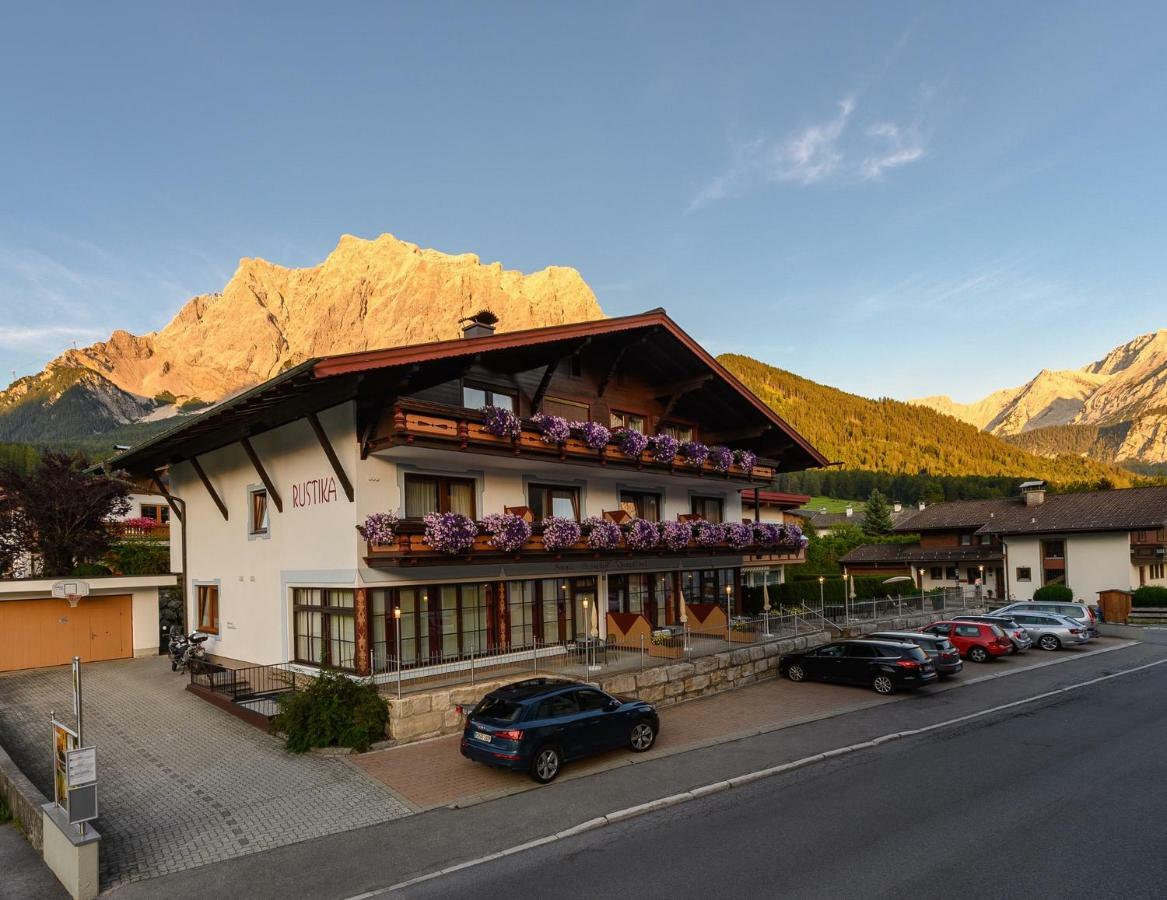Rustika - Appartements & Spa Ehrwald Dış mekan fotoğraf